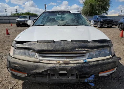 1994 Honda Accord Ex z USA, uszkodzony, nr VIN JHMCD5656RC064748